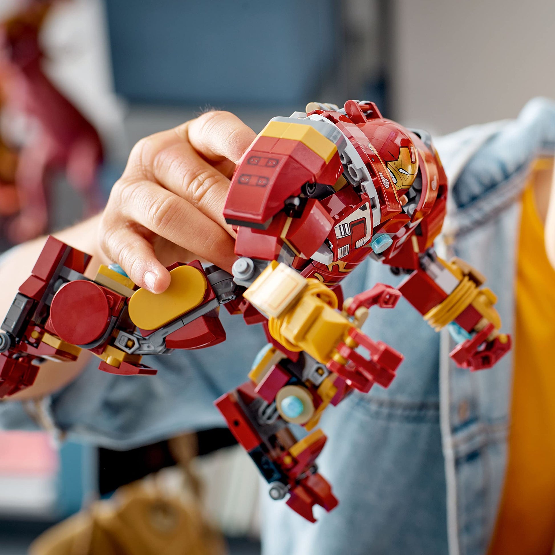 LEGO Marvel The Hulkbuster: The Battle of Wakanda 76247, Action Figure, Buildable Toy with Hulk Bruce Banner Minifigure, Avengers: Infinity War Set