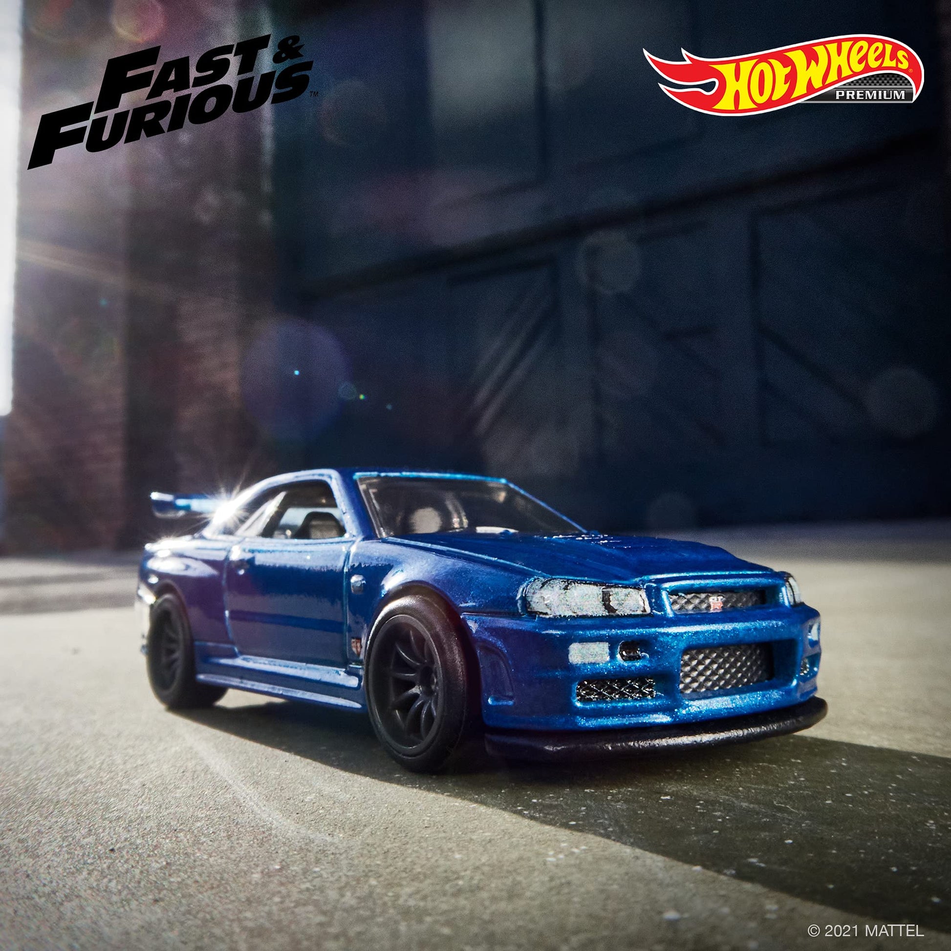 Hot Wheels Fast & Furious Collection of 1:64 Scale Vehicles from The Fast Film Franchise, Modern & Classic Cars, Great Gift for Collectors & Fans