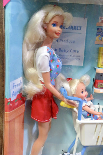 Shoppin' Fun Barbie & Kelly Playset (1996)