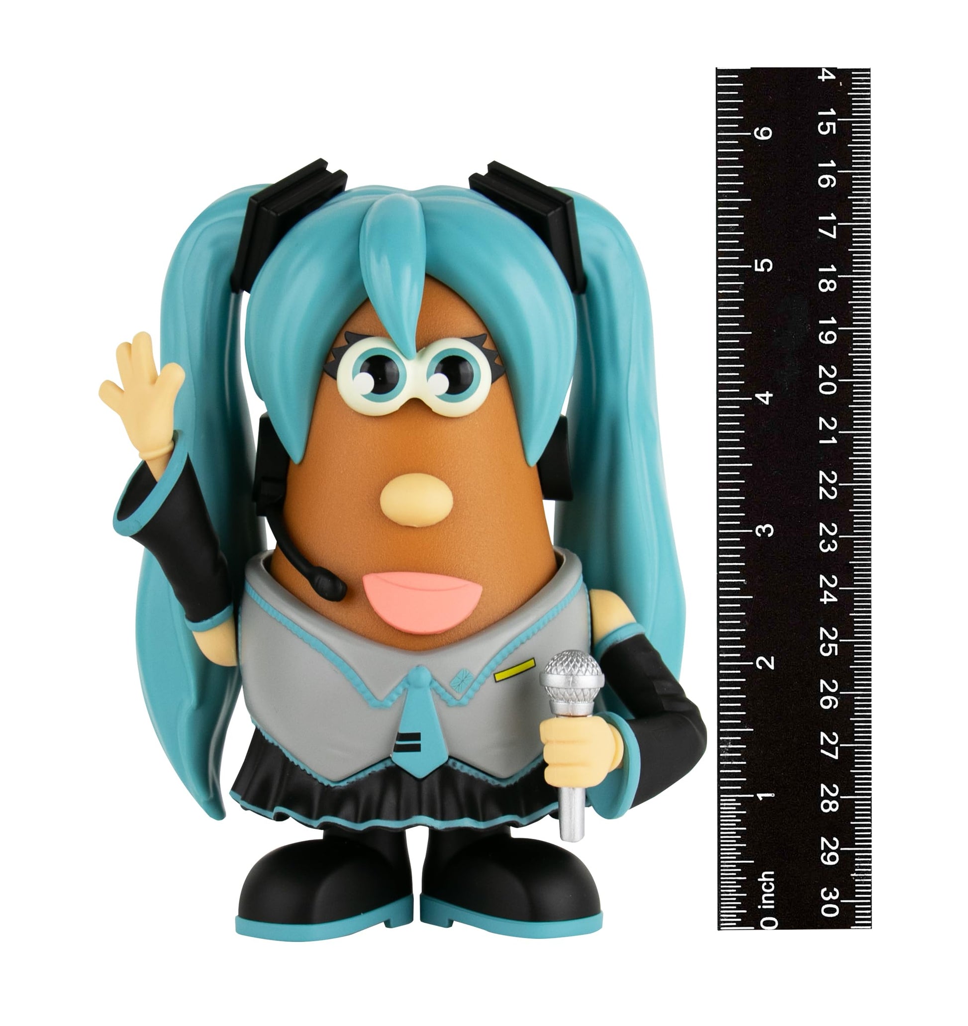 Poptaters Hatsune MiKu - Includes 14 removable, interchangeable facial and body parts including one surprise Potato Head original piece - Recommended