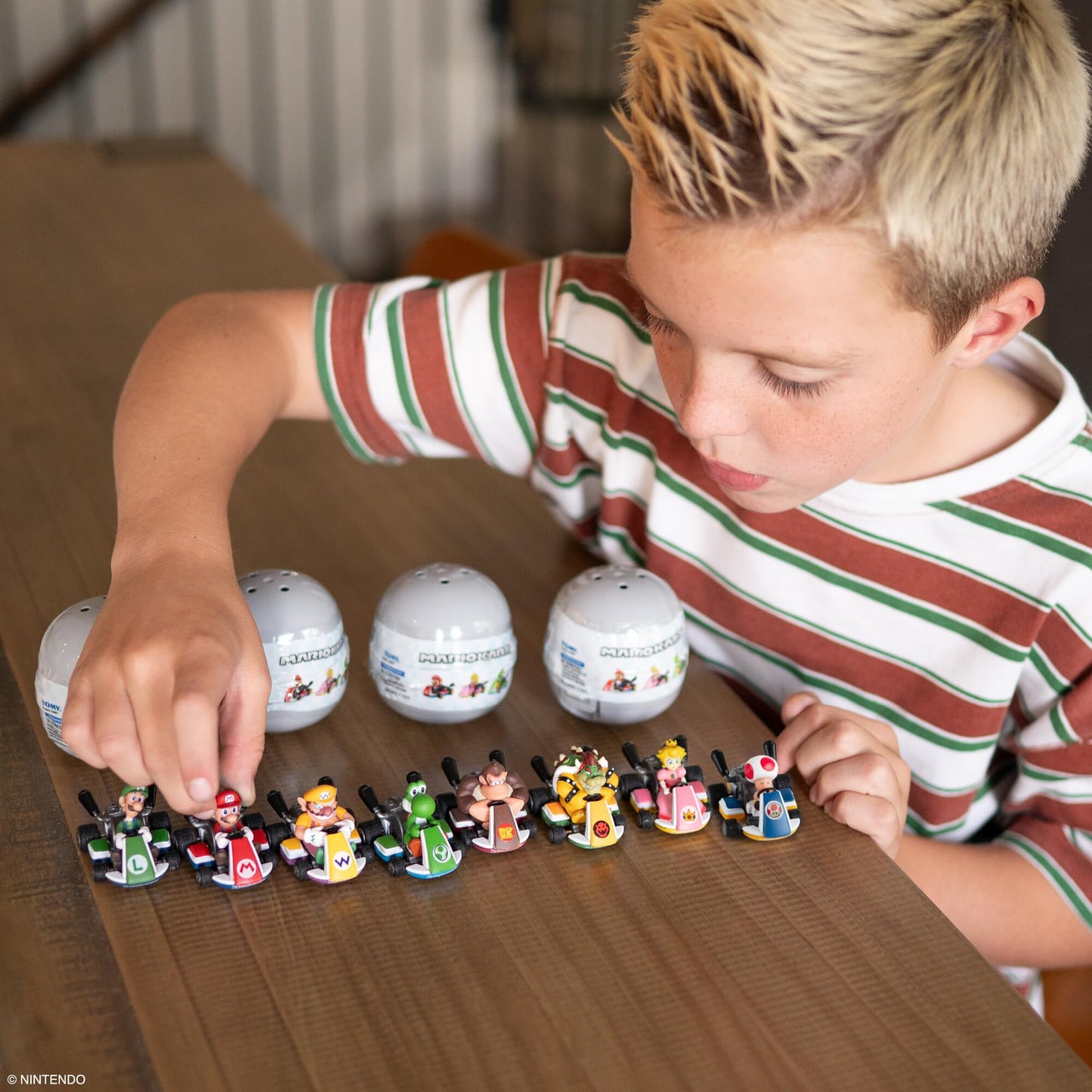 TOMY Mario Kart Pull Back Racers - 10-Count Blind Box Set with Mario, Luigi, Yoshi, Peach & Bowser - Mini Pullback Cars - Goodie Bag Fillers