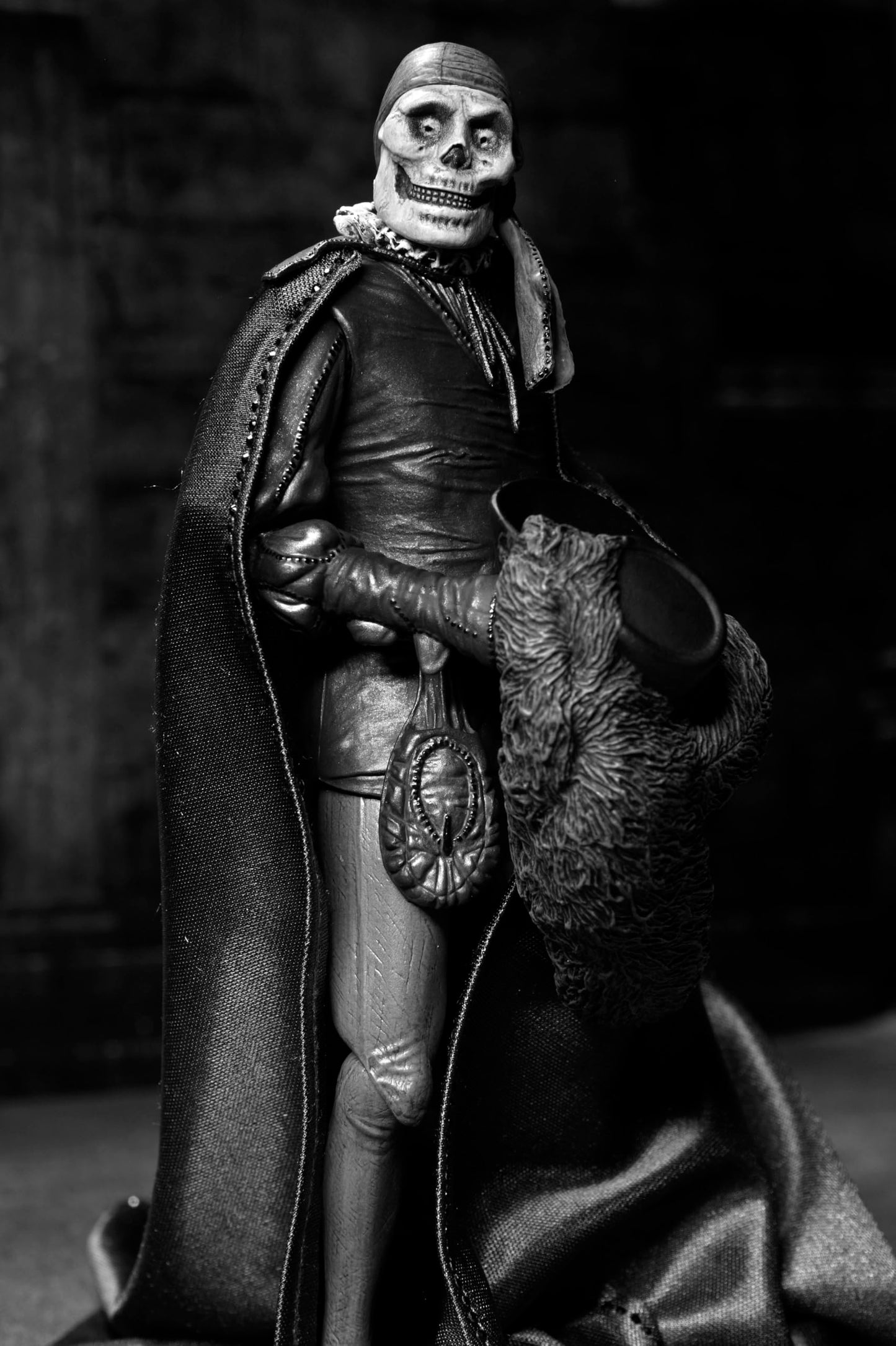 NECA Phantom of the Opera (1925) - 7” Scale Action Figure - Ultimate Phantom of the Opera Masque of the Red Death (B&W)