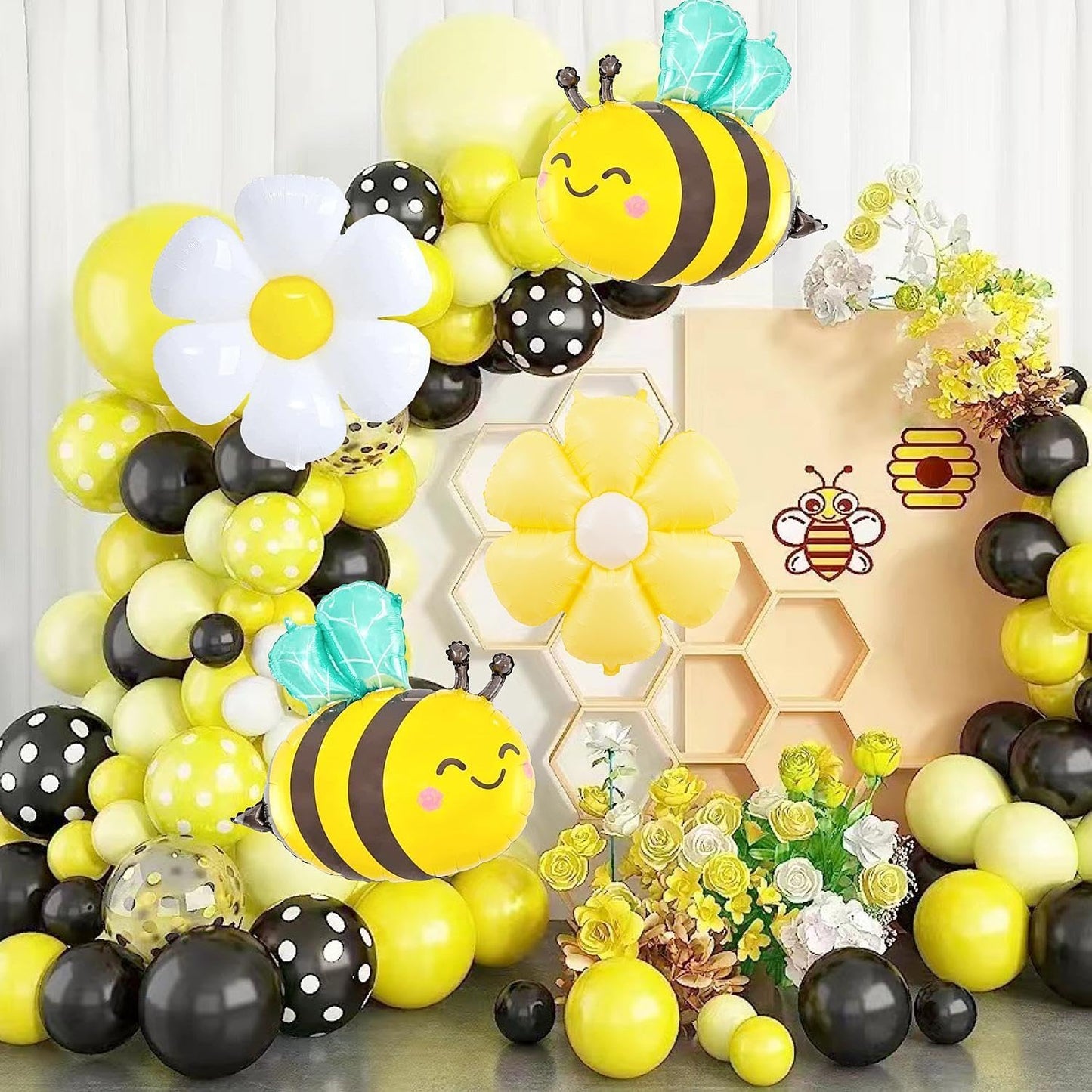 Bee Balloons and Daisy Flower Balloons - 8 Pcs Yellow and Black Bumble bee Foil balloons for Baby Shower, Bee Themed Birthday Party Decorations