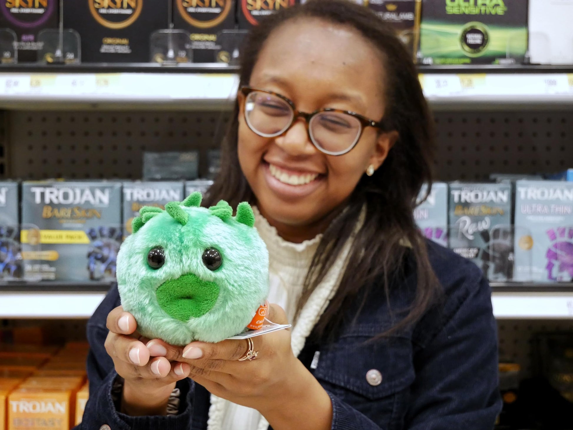 GIANTmicrobes Chlamydia Plush, STIs, STDs, Medical Gag Gifts Funny, OBGYN Gifts for Doctors, Infection Prevention Gifts, Infection Control Nurse Gifts
