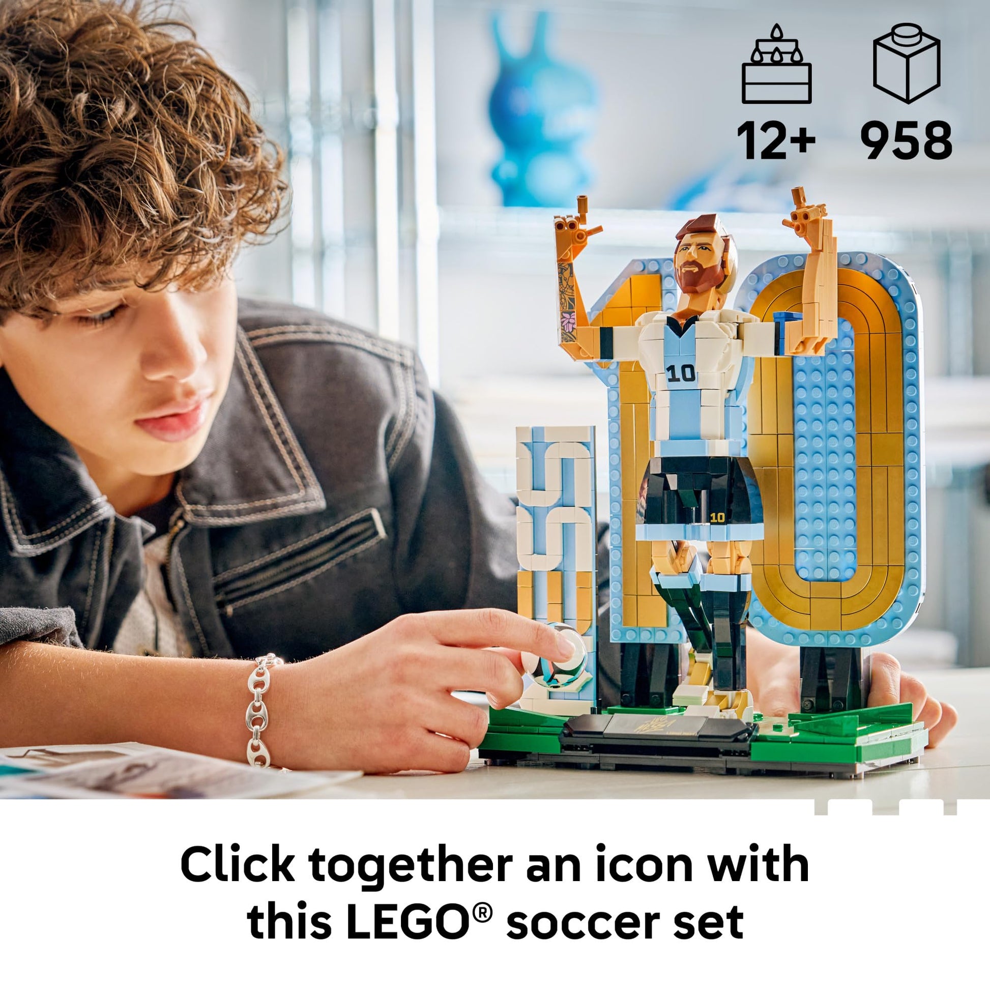 LEGO Editions Lionel Messi - Collector's Set Co-Pack - Building Toy for Kids - Soccer Collectible - Sports Décor for Boys & Girls, Ages 12+ - Gift