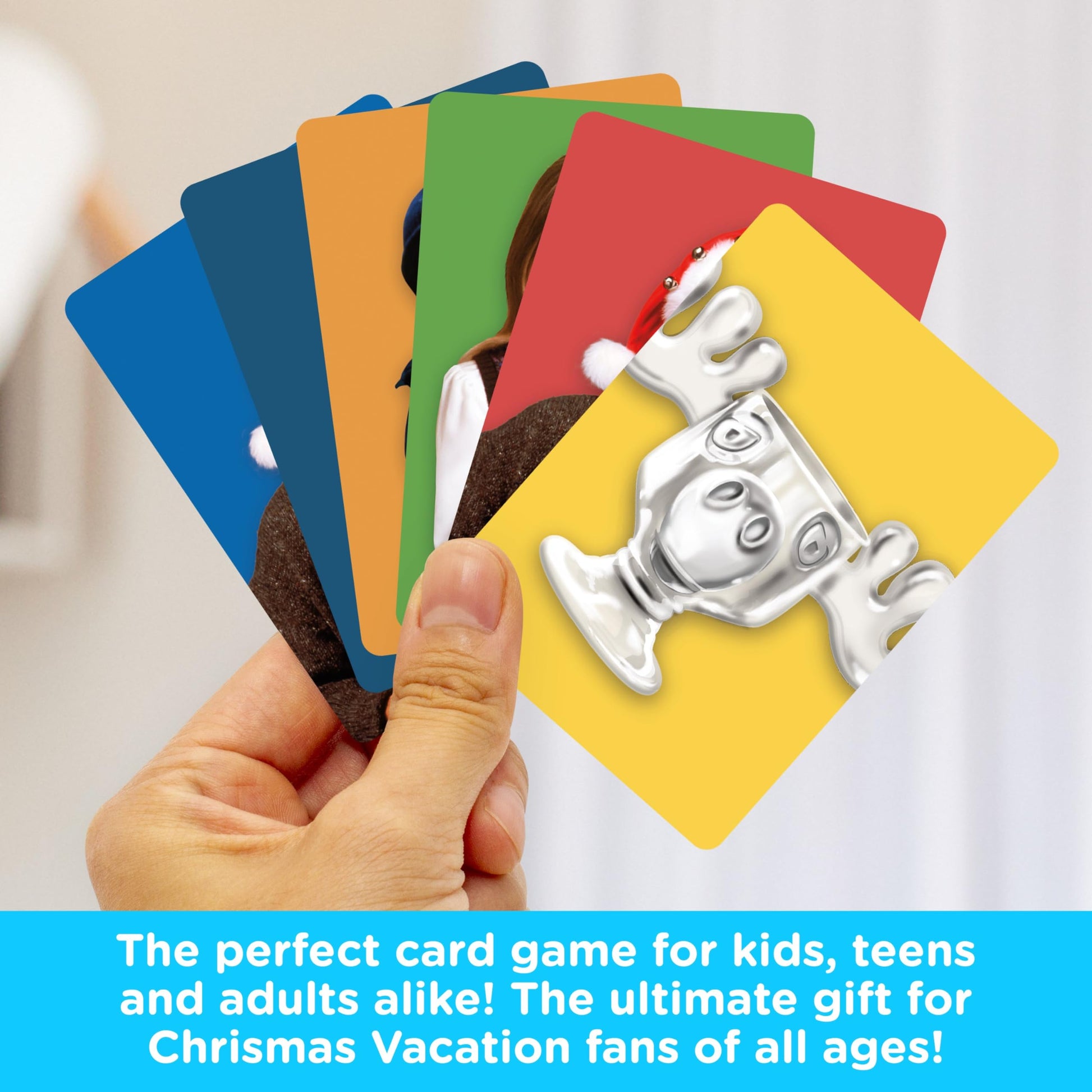 Aquarius Christmas Vacation Memory Master Card Game - Officially Licensed Party Game for Kids & Adults, Ages 6+, 4 Players - Gift for Teens and Adults