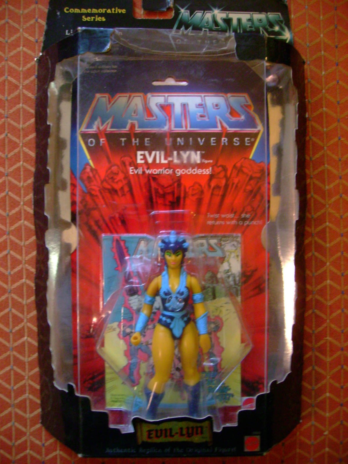 Masters of the Universe - Evil-lyn Figure - Evil Warrior Goddess - Commemorative Series - Limited Edition - 1 of 15,000 - Rare - Collectible - (E)