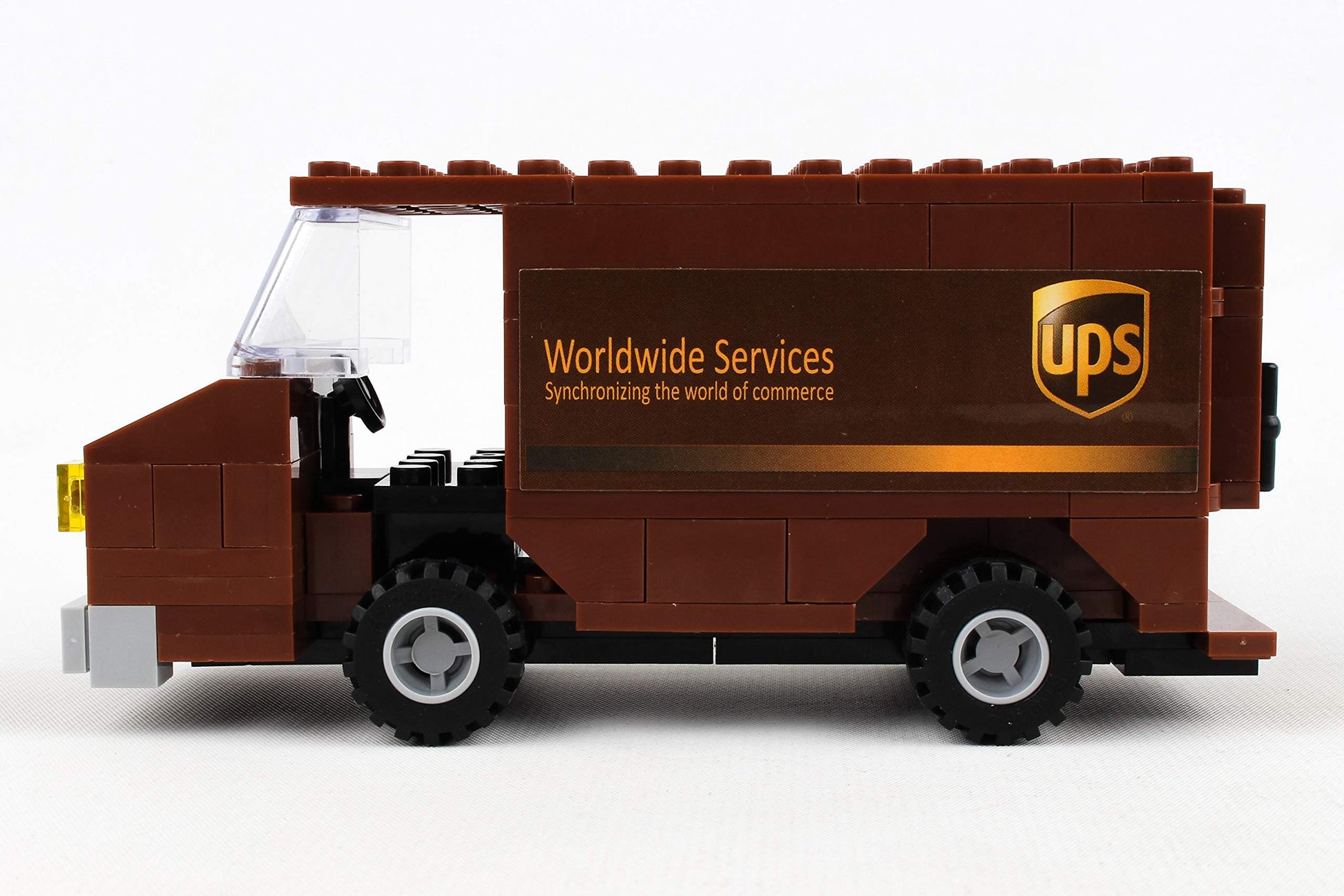 Daron UPS Package Car Construction Toy BL99977, Brown