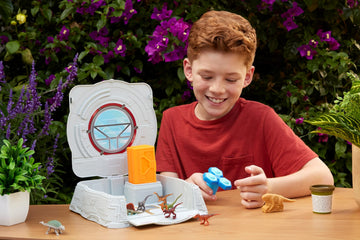 Mattel Jurassic World Distortus Rex Lab Sensory Playset