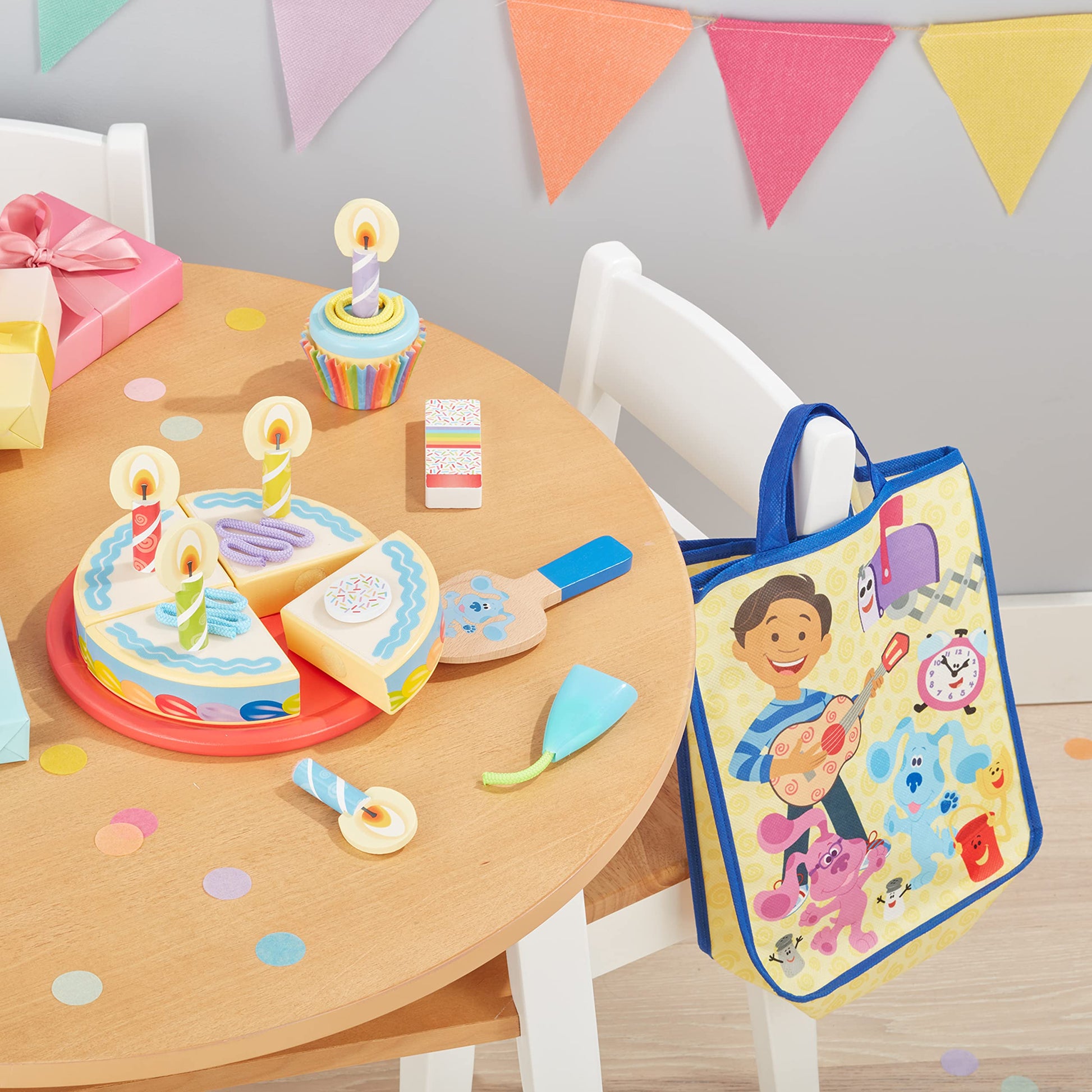 Melissa & Doug Blue's Clues & You! Wooden Birthday Party Play Set (38 Pieces)