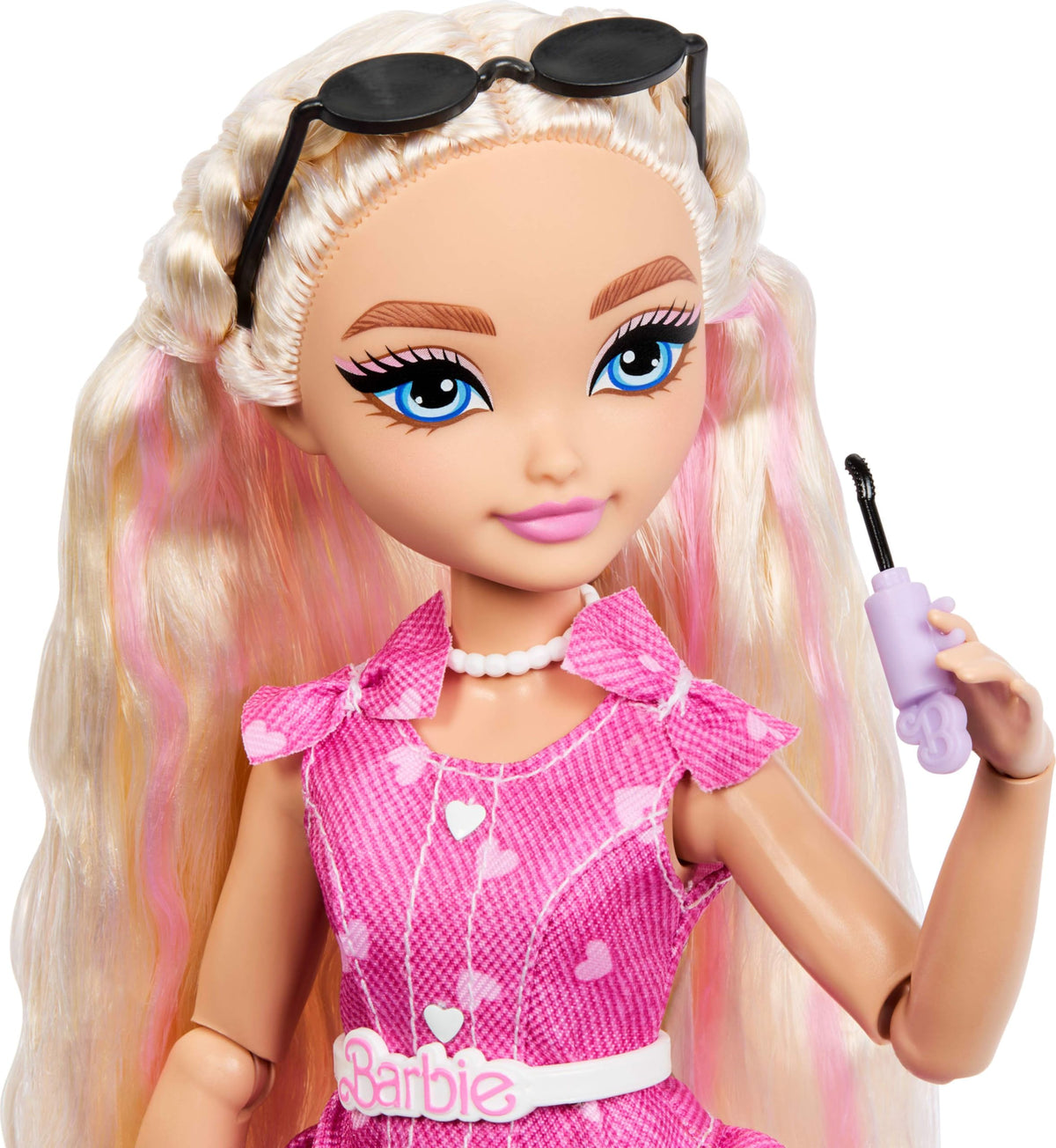 Barbie Dream Besties Barbie Malibu Doll and Accessories