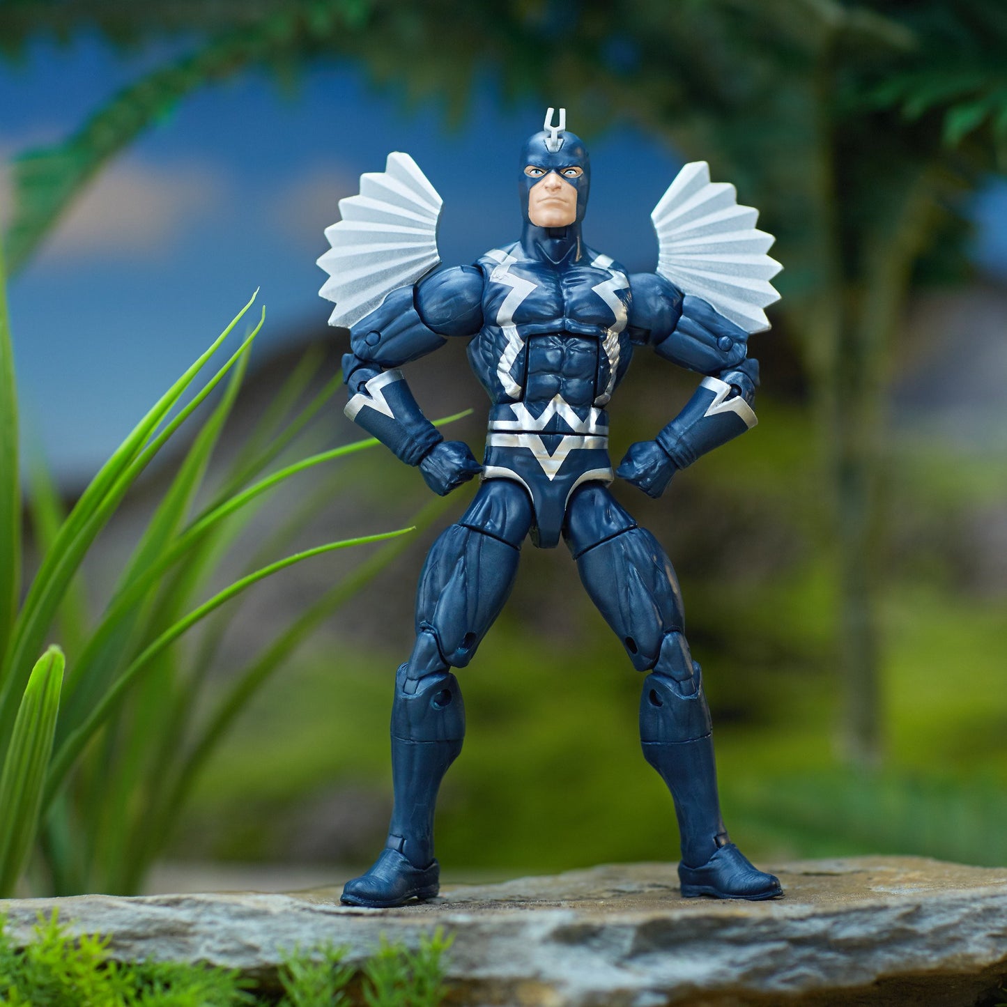 Marvel E1575 Black Panther Legends Series Black Bolt, 6-inch