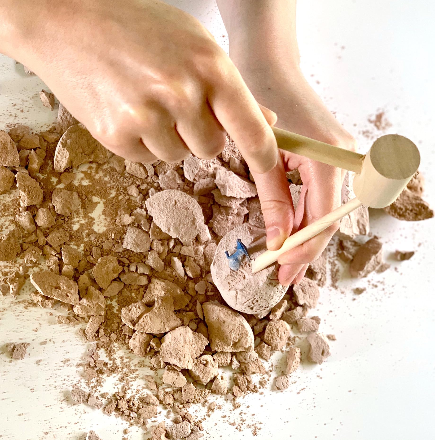 ArtSkills Dinosaur Eggs Excavation Dig Kit - Mystery Box of 4 Dino Eggs
