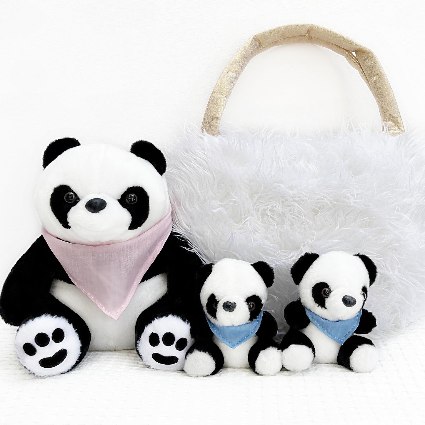 Perfectto Design Panda Stuffed Animal Bear Plush Toy for Girls 5 PCS Set - Mommy, 2 Babies, Bag, Blanket stuffies 3 4 5 Year Old Girl, Little Girls
