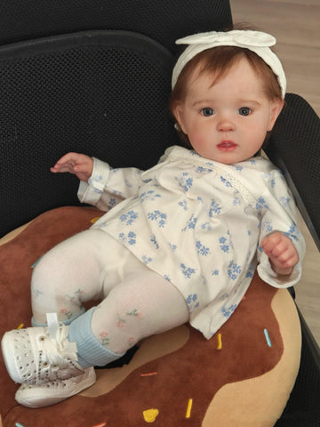 GYCV Lifelike Reborn Baby Dolls Girl - 20 Inch Cute Soft Vinyl Realistic Baby Doll Girls Real Life Baby Dolls with Complete Accessories for 3+ Year