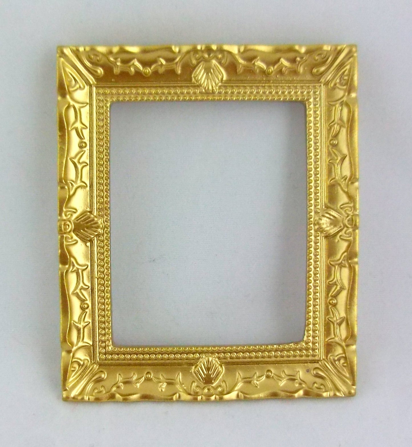 Aztec Imports, Inc. Dollhouse Miniature 1:12 Scale Large Gold Frame #G7949