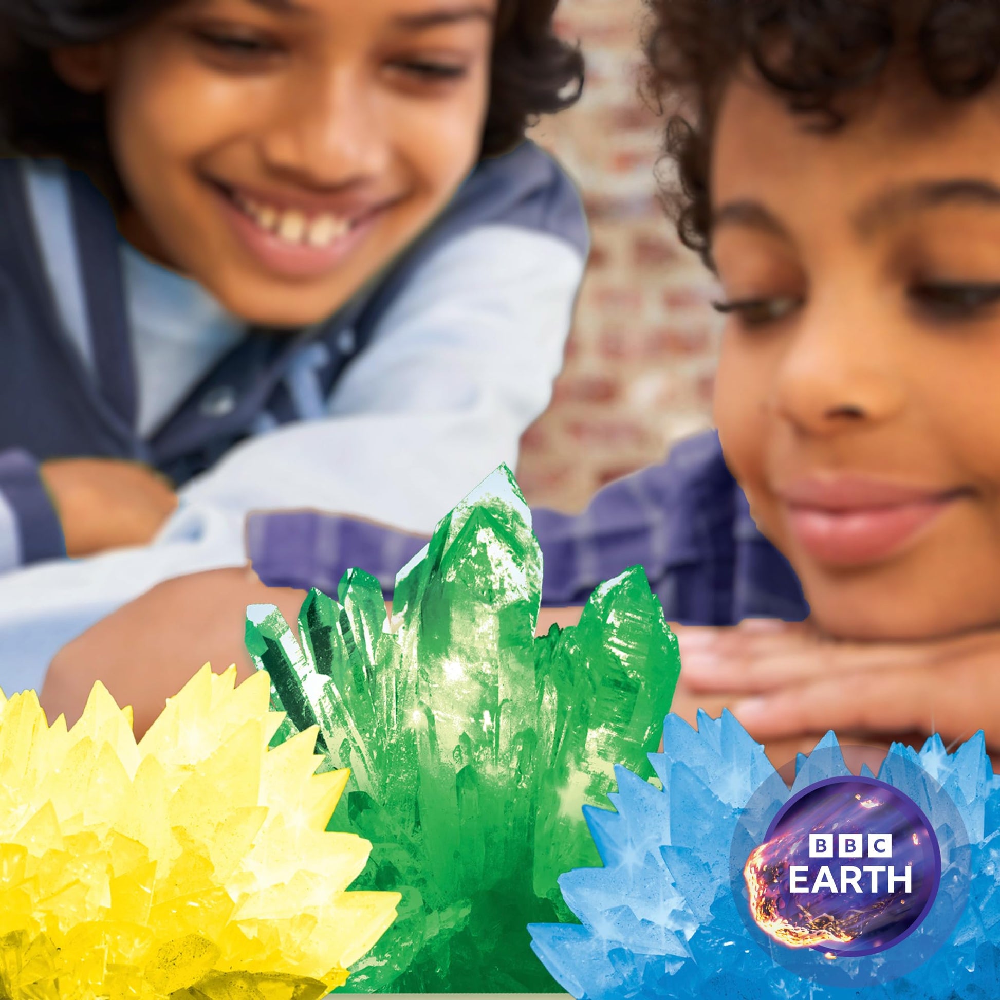 BBC Earth Science of Crystal Growing, Grow 3 Dazzling Crystals, Includes Display Case, Powdered Paints, Learning Guide, Crystal Growing Kit, STEM