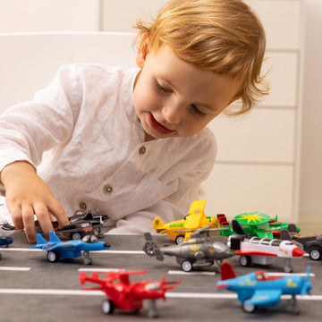 JOYIN 16 Pcs Pull Back Airplane Toys, Boys Plane Playset, Aircraft Incl Helicopter, Fighter, Bomber, Gifts for Toddler Kids 3+ Years Old, Treasure Box