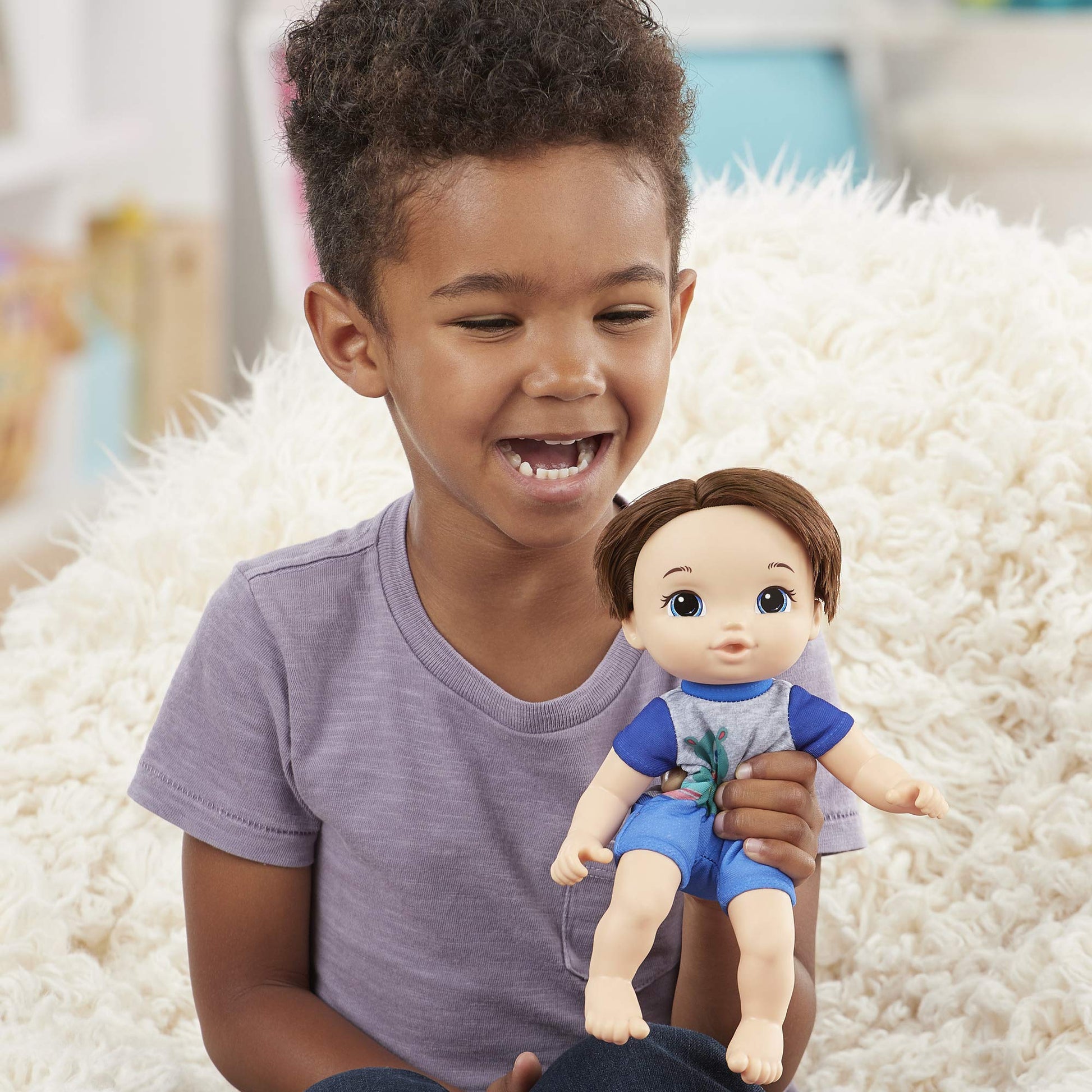 Baby Alive Littles, Carry ‘N Go Squad, Little Matteo Brown Hair Boy Doll, Carrier, Accessories, Toy for Kids Ages 3 Years & Up