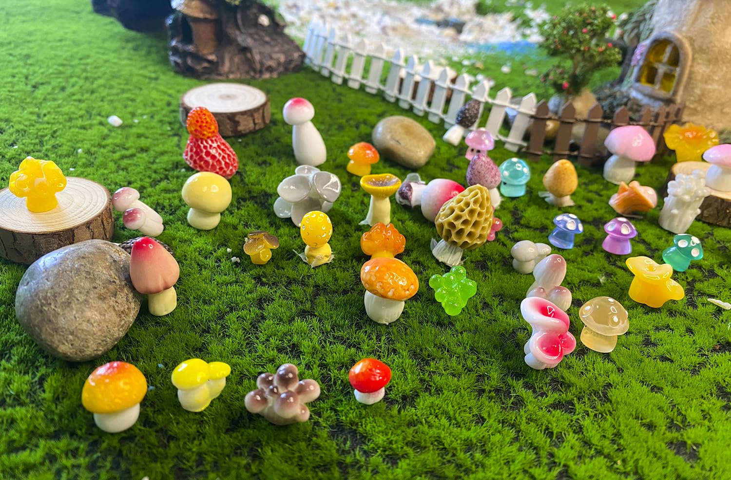 HETRUUOP 72PCS MiNi Mushroom Tiny Resin Mushroom Figurines 72 Style Mini Mushrooms Small Little Resin in Bulk for Miniature Landscape Aquarium Potted