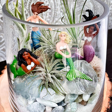 Safari Ltd. Mermaids TOOB - 6 Pieces Detailed Mini Plastic Model Figures - Fun Fantastical Play Toy for Boys, Girls & Kids Ages 3+