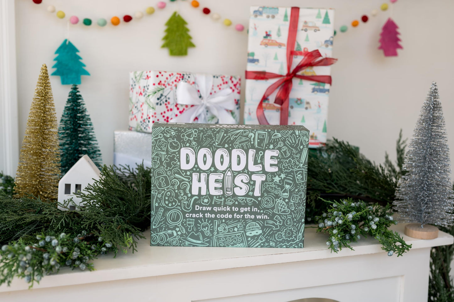DOODLE HEIST - The Quick Drawing and Deduction Family Party Game for Kids, Teens, College Students, Adults & Families - Perfect for Fun Parties