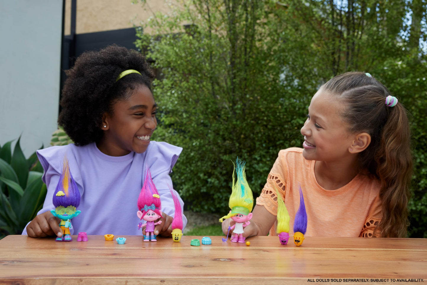 Mattel DreamWorks Trolls Band Together Hair Pops Small Doll, Queen Poppy with Removable Clothes & 3 Surprise Accessories