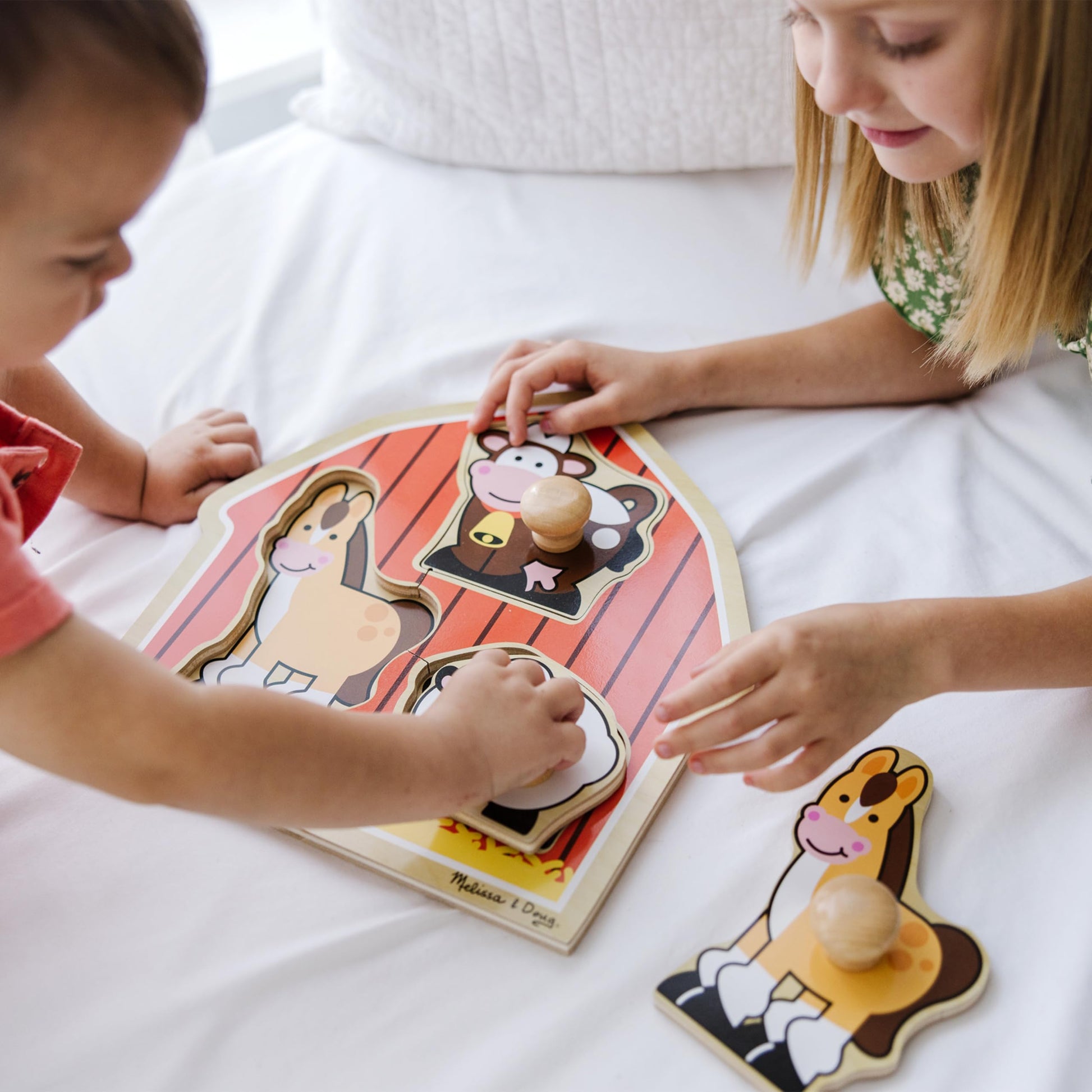 Melissa & Doug Barnyard Animals Jumbo Knob Puzzle, Wooden Peg Puzzle for Toddlers, Educational Toy for Shape Recognition and Fine Motor Skills, Ages