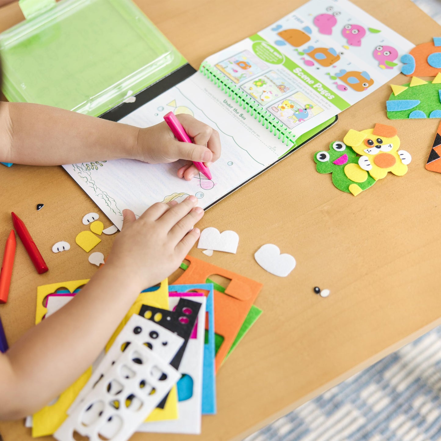 Melissa & Doug On The Go Felt Friends Craft Activity Set with 188 Felt Stickers - FSC Certified