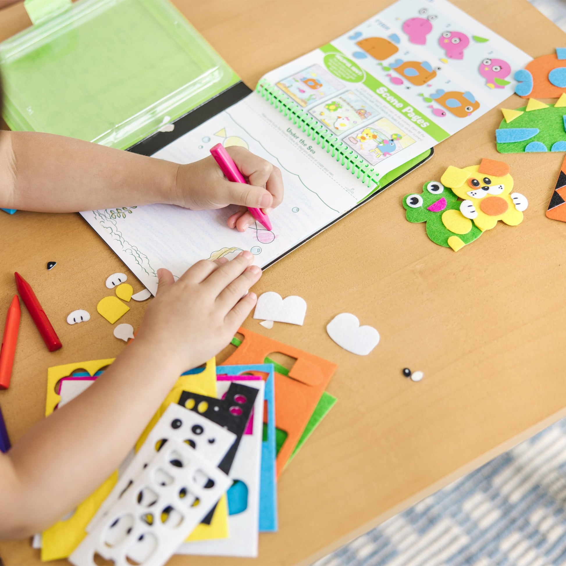 Melissa & Doug On The Go Felt Friends Craft Activity Set with 188 Felt Stickers - FSC Certified