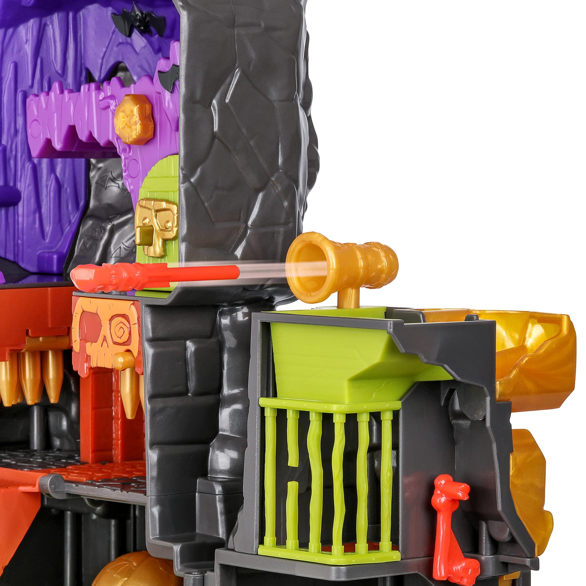 Treasure X Lost Lands Skull Island Skull Temple Mega Playset, 40 Levels of Adventure. 4 Micro Sized Action Figs. Survive The Traps and Discover