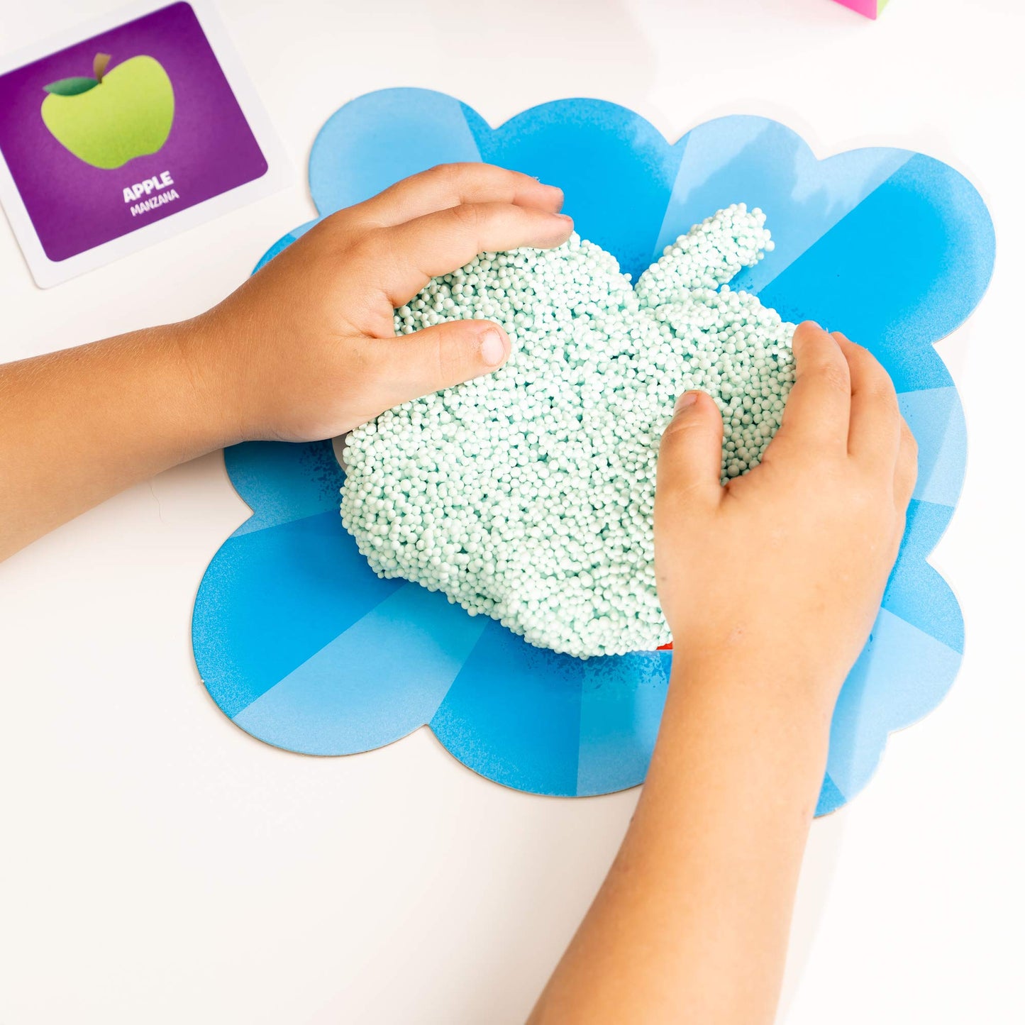 Educational Insights The Playfoam Family Game, A Sculpting Guessing Game Toy With Original Playfoam, For 4 or More Players, Board Games for Kids Ages