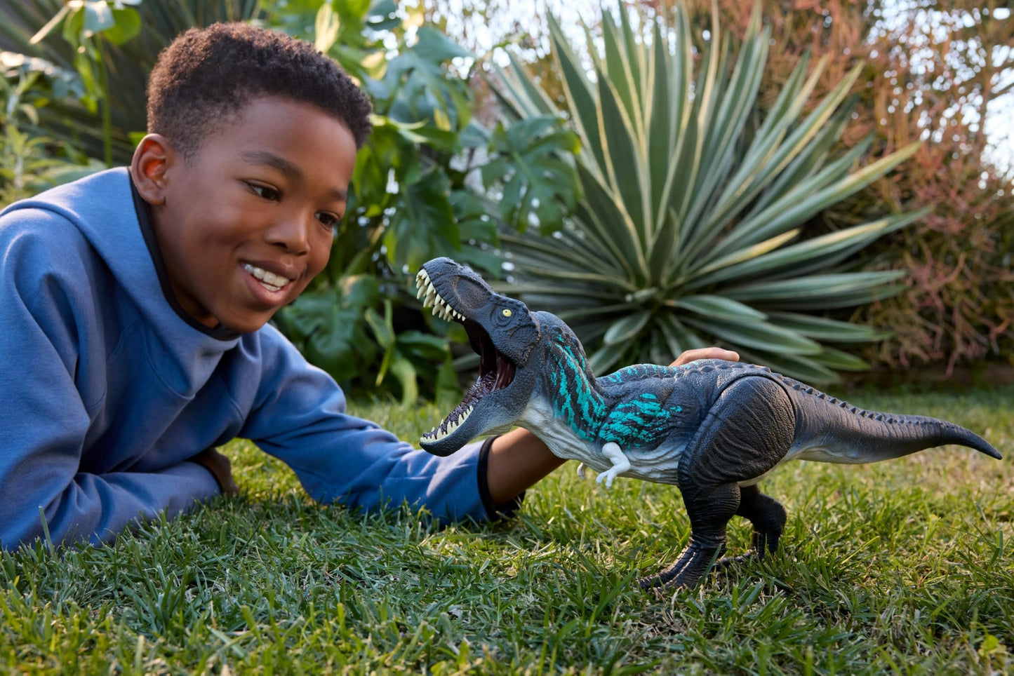 Mattel Jurassic World Muscle Madness Tyrannosaurus Rex Dinosaur Toy