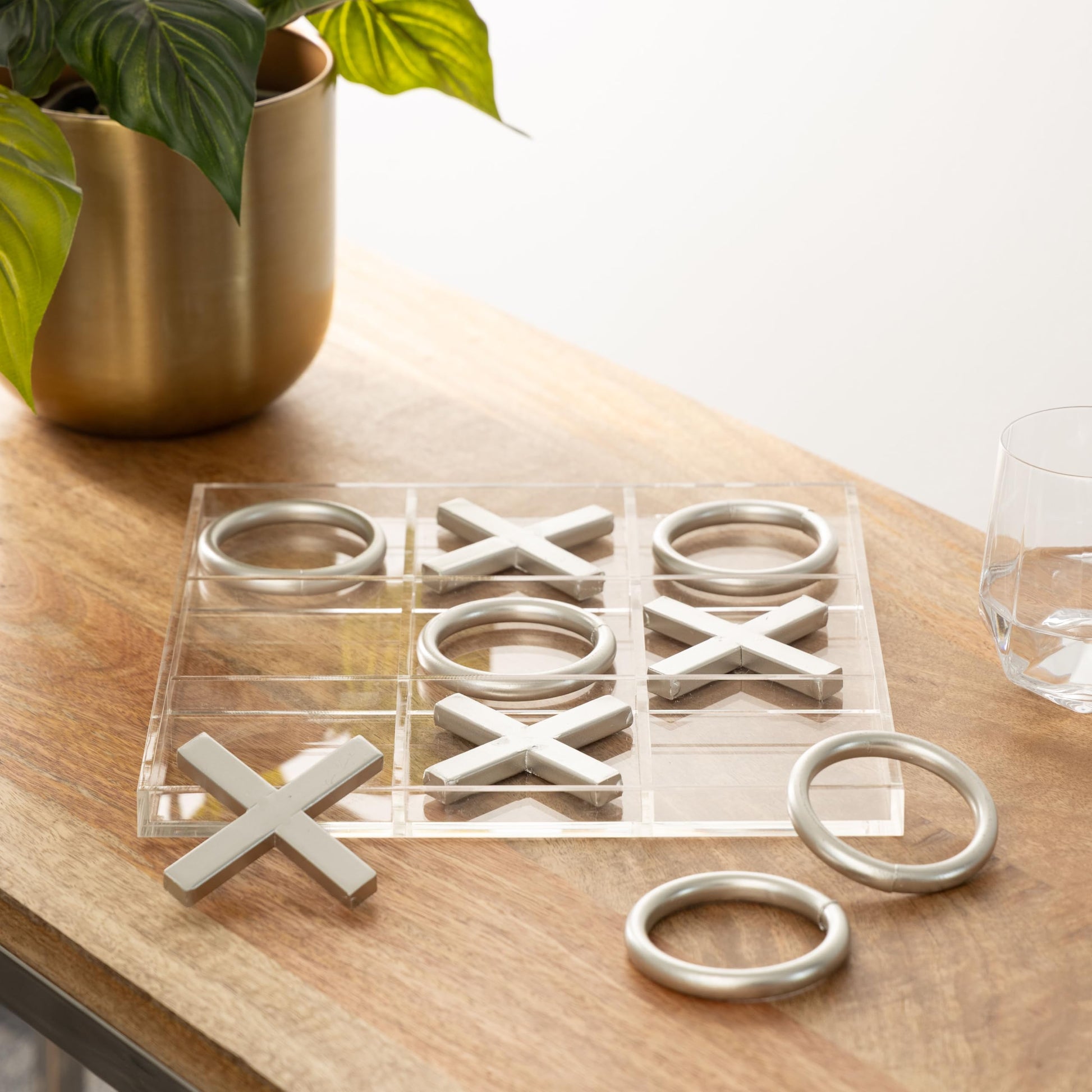 Deco 79 Acrylic Plastic Tic Tac Toe Game Set with Silver Pieces, 12" x 12" x 1", Clear