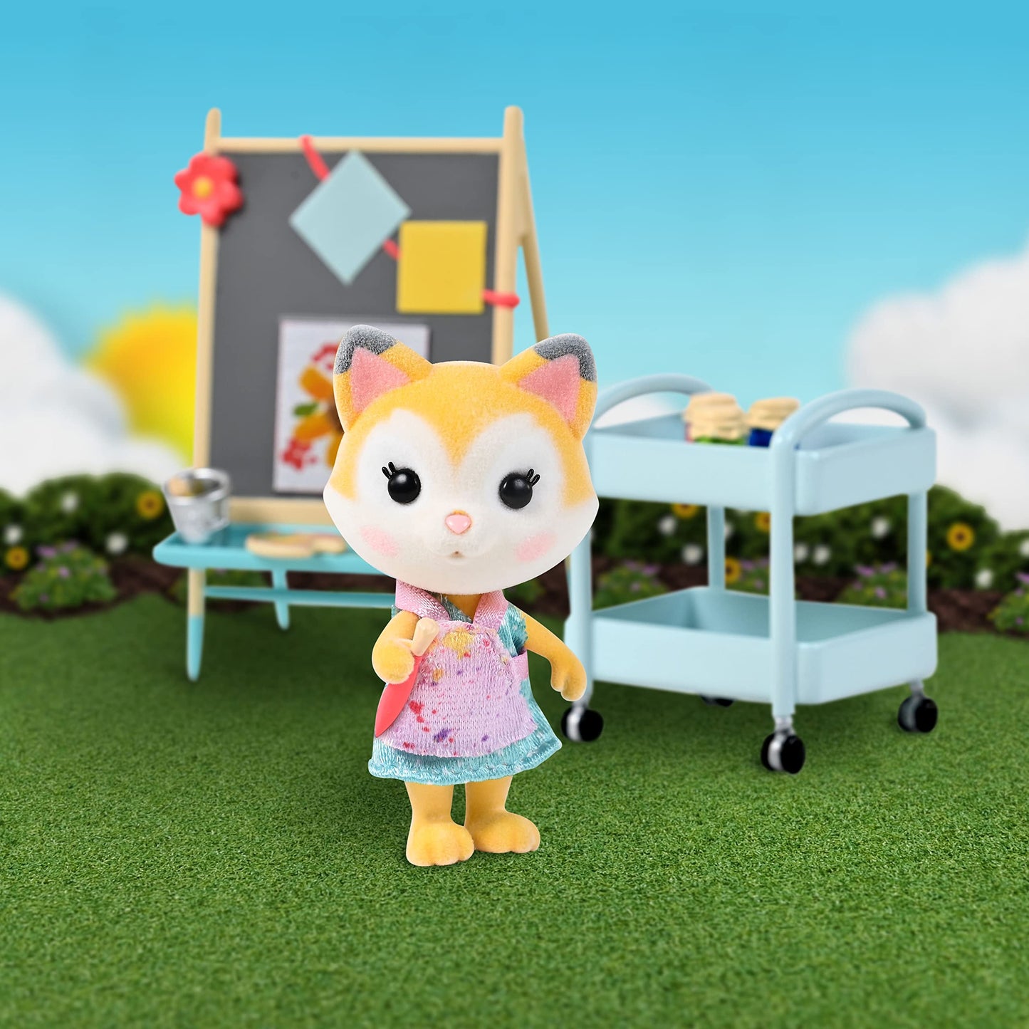 Sunny Days Entertainment Honey Bee Acres Paint & Color Art Fun - 13 Piece Dollhouse Playset with Exclusive Fox Figure | Pretend Play Toys for Kids
