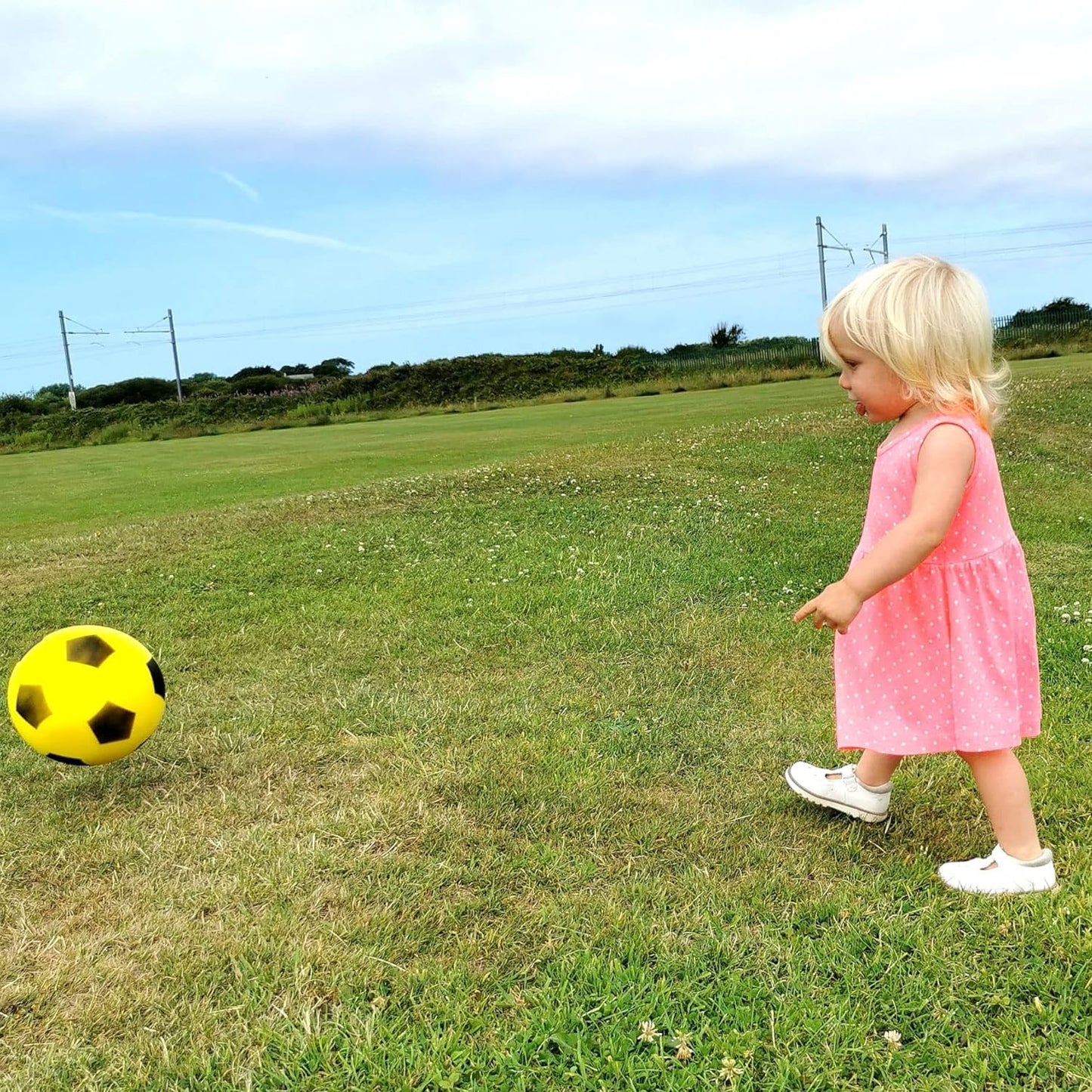 AEEPOTOL 20CM Foam Football - Yellow