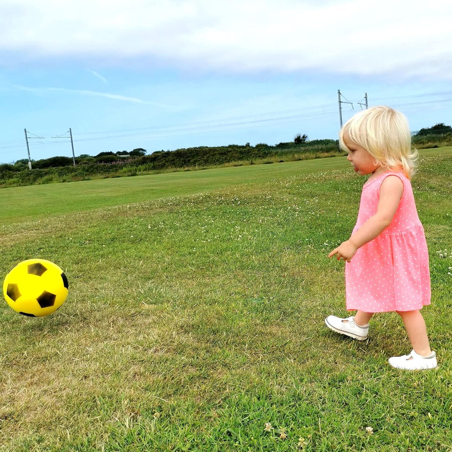 AEEPOTOL 20CM Foam Football - Yellow