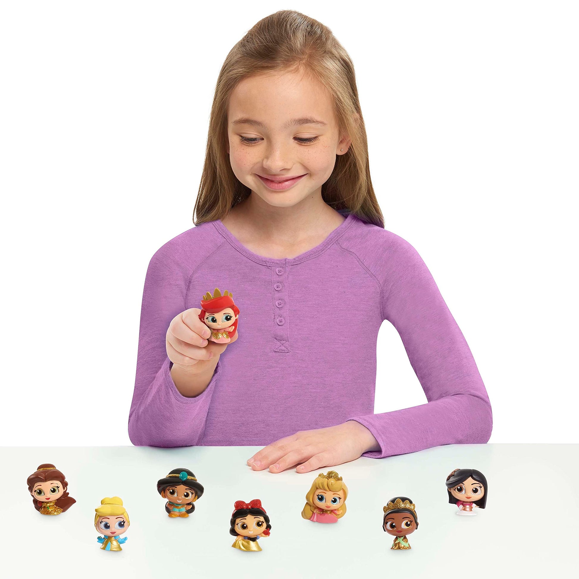 Disney Doorables Glitter and Gold Princess Collection Peek, 8 Blind Bag Inspired Collectible Figures, Kids Toys for Ages 5 Up by Just Play