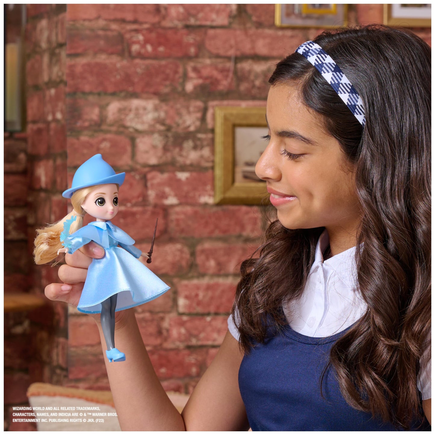 Wizarding World Harry Potter, 8-inch Fleur Delacour 10-piece Doll Gift Set with 2 Outfits and 8 Doll Accessories, Kids Toys for Ages 6 and up