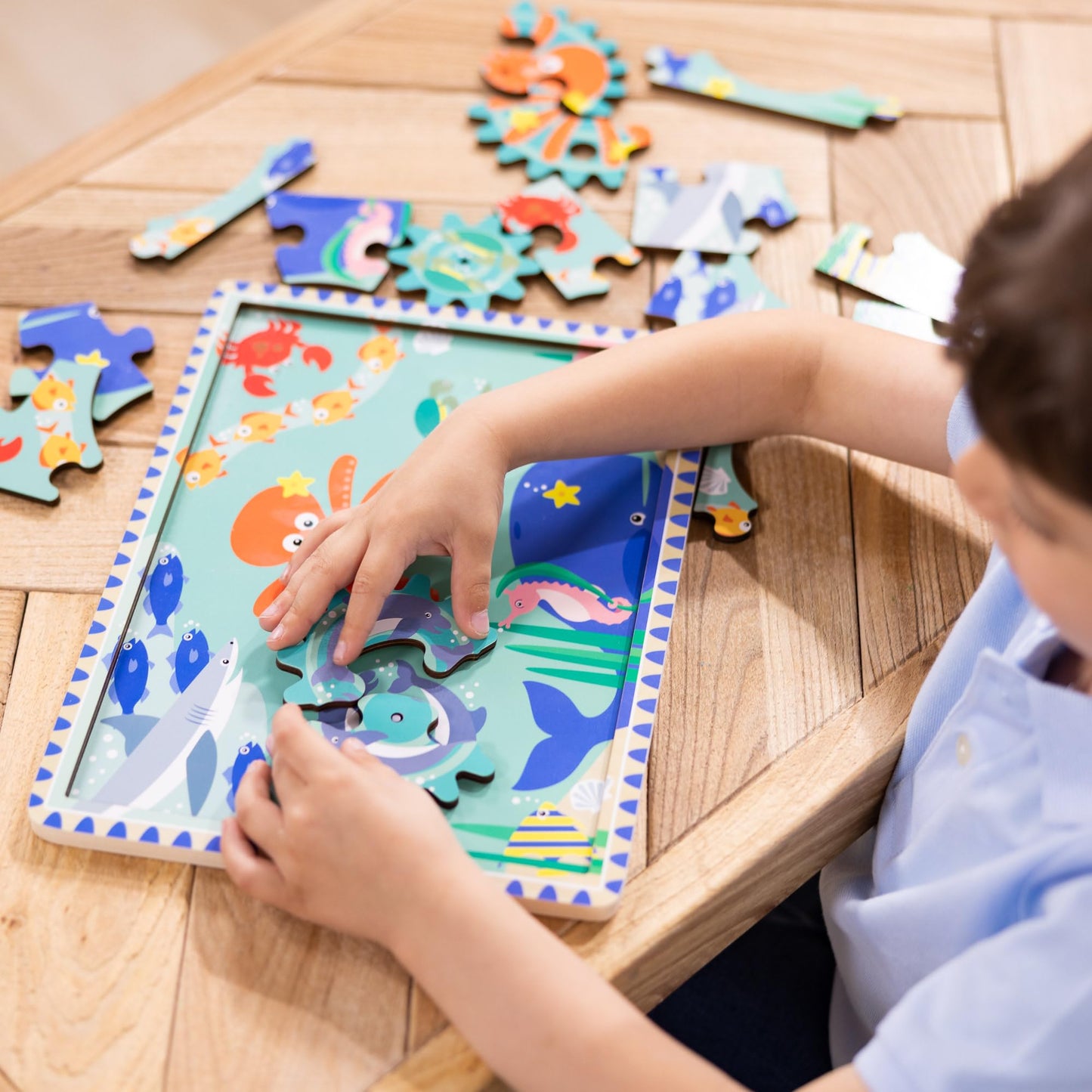 Melissa & Doug Wooden Underwater Jigsaw Spinning Gear Puzzle - 18 Pieces Wooden Puzzle for Toddlers and Preschoolers, for Boys and Girls Ages 3+