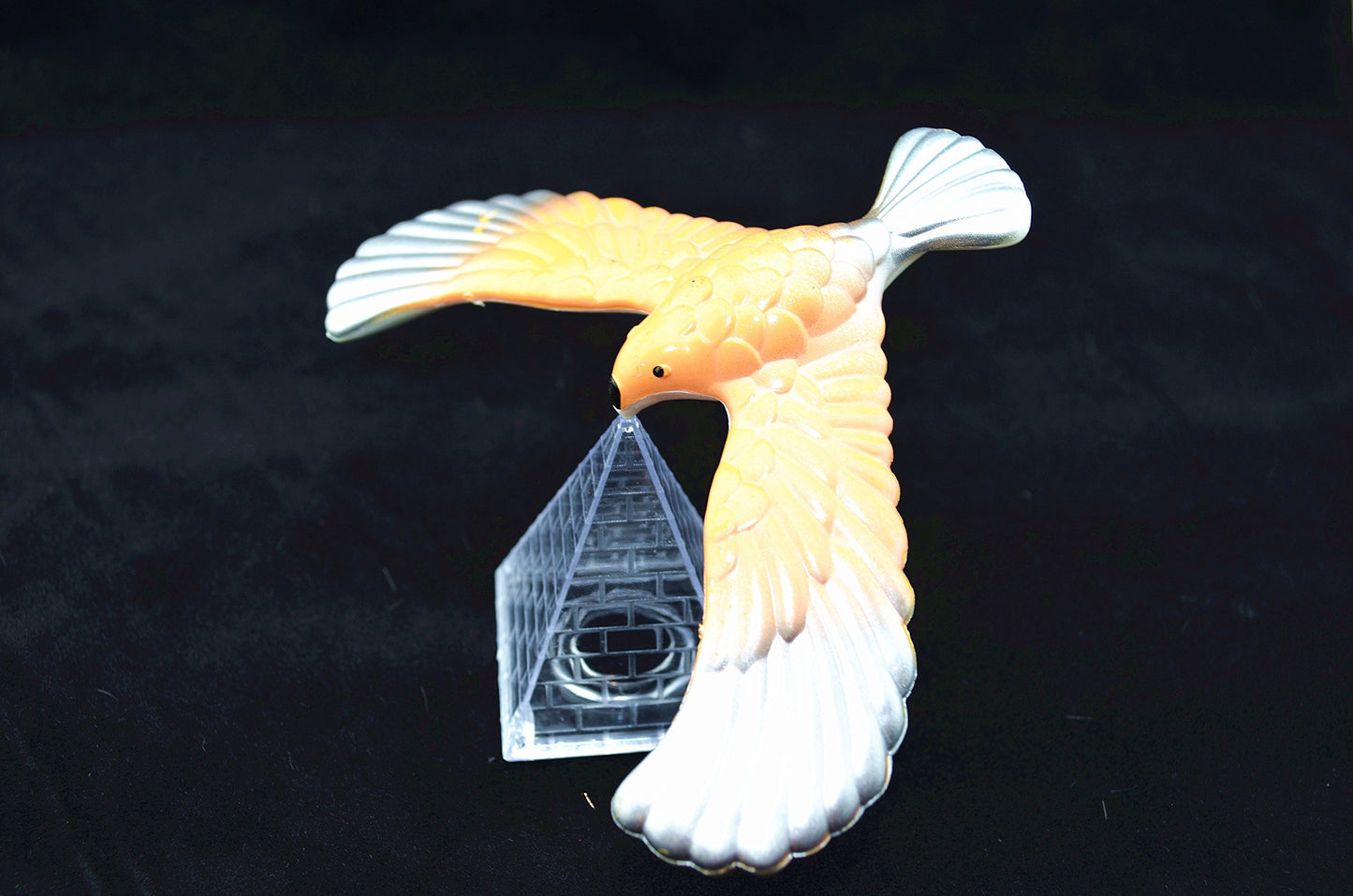 C&H Solutions 15 Pcs Cute Balancing Bird with Clear Triangle Stand (Colors May Vary)