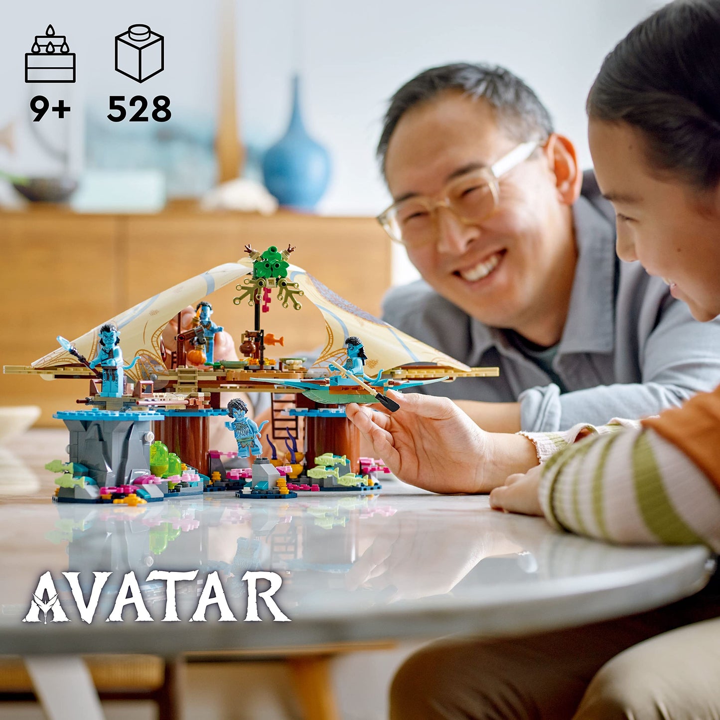 LEGO Avatar: The Way of Water Metkayina Reef Home 75578, Building Toy Set with Village, Canoe, Pandora Scenes, Neytiri and Tonowari Minifigures, Movie