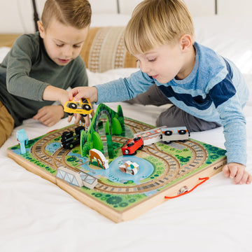 Melissa & Doug Take-Along Railroad Tabletop Playset with Wooden Train Toys, Animals & Scenery Play Pieces, Preschool Learning Toys for Girls & Boys 3+