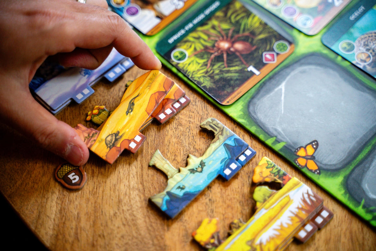 Rose Gauntlet Entertainment: Keystone North America, Ages 10+, 1-2 Players