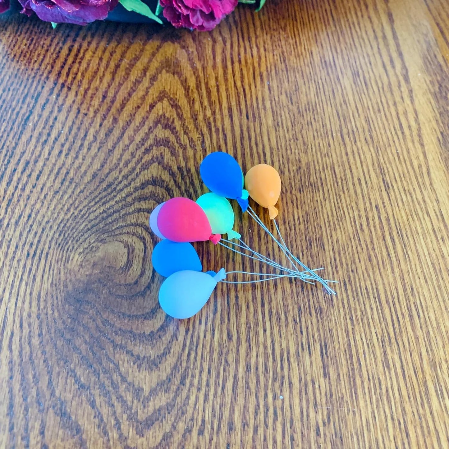 Dollhouse Miniature Balloons, Mini Balloons, 1:12 Scale Rainbow Balloons, for Miniature Fairy Garden Party Accessories, Birthday Party, Miniature