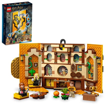LEGO Harry Potter Hufflepuff House Banner 76412 Hogwarts Castle Common Room, Wall Decoration, Building Set with 3 Minifigures and Mandrake