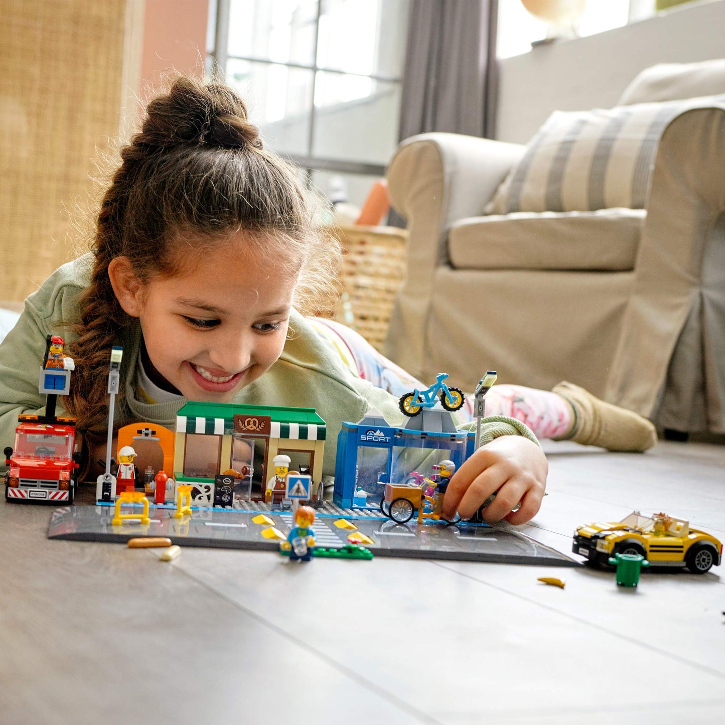 LEGO City Shopping Street 60306 Building Kit; Cool Building Toy for Kids, New 2021 (533 Pieces)