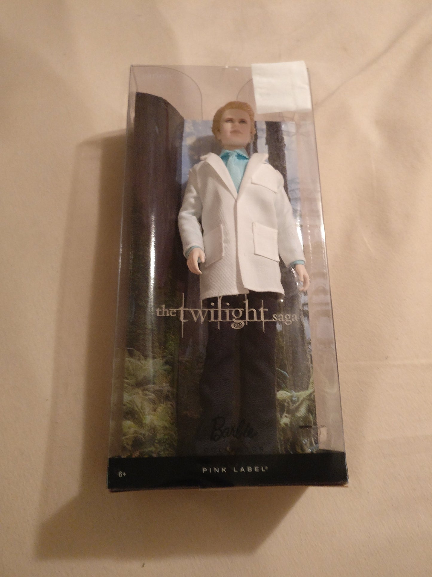 Barbie Collector The Twilight Saga Breaking Dawn Part II Carlisle Doll