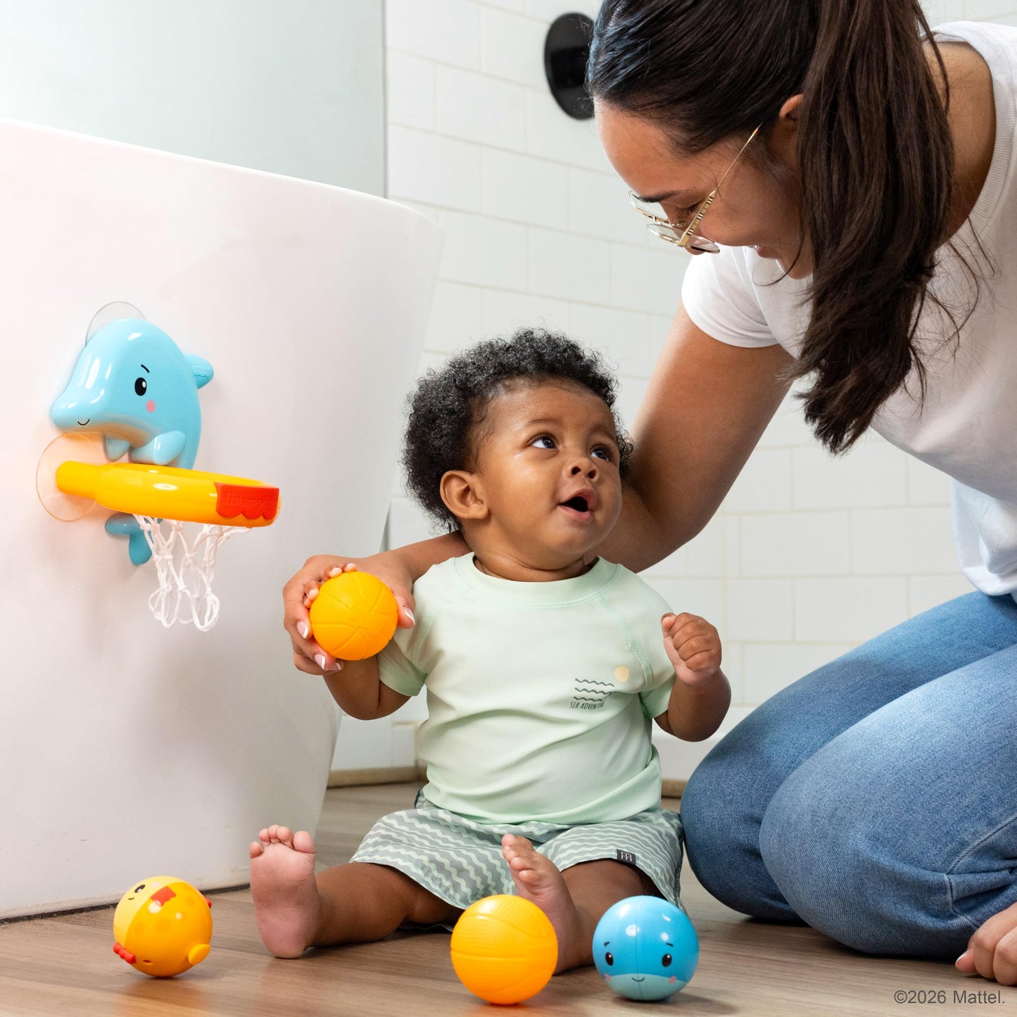 Fisher-Price™ Dolphin Dunk Bath Set, 5-Piece Baby Bath Toy with Dolphin Basketball Hoop, Floating Balls & Water Animal Toys for Babies & Toddlers 6M+