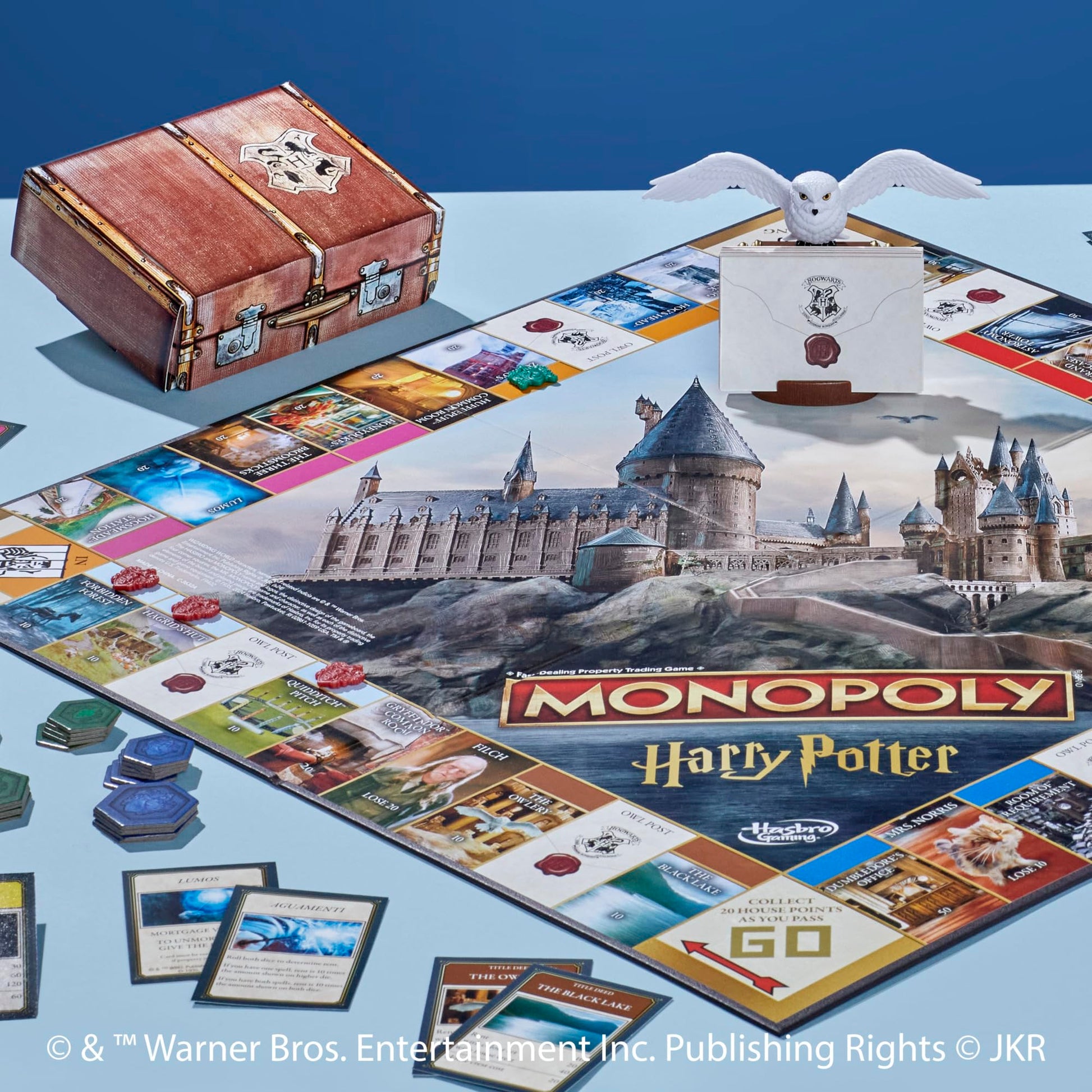 Hasbro Gaming Monopoly Harry Potter Edition Board Game | A Magical Adventure at Hogwarts | Ages 8 and Up | 2 to 6 Players | Family Games | Gifts